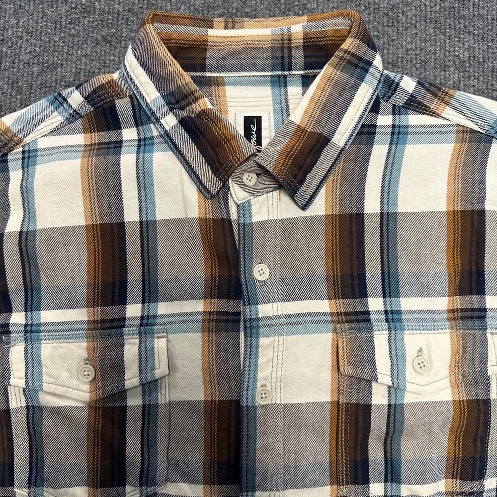 Howe Men’s Flap Pocket Flannel Button Down Cotton Twill Plaid Western Shirt M